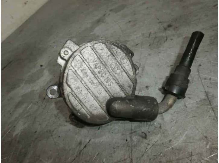 Recambio de depresor freno / bomba vacio para mercedes-benz vito furgoneta (w638) 110 cdi 2.2 (638.094) referencia OEM IAM A6112