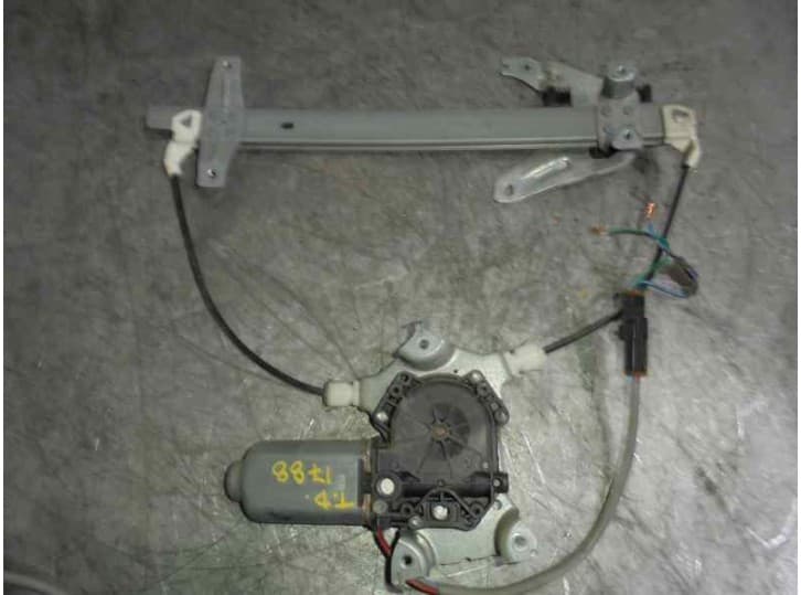 Recambio de elevalunas trasero derecho para nissan primera traveller (wp11) 1.8 16v referencia OEM IAM 2 PINES 5 PUERTAS.