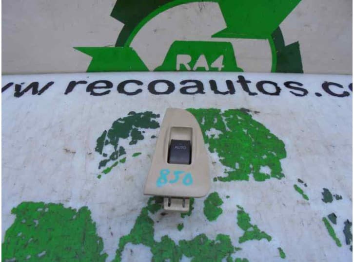 Recambio de mando elevalunas trasero izquierdo para toyota avensis sedán (_t25_) 2.0 (azt250_) referencia OEM IAM 74272-05020 74