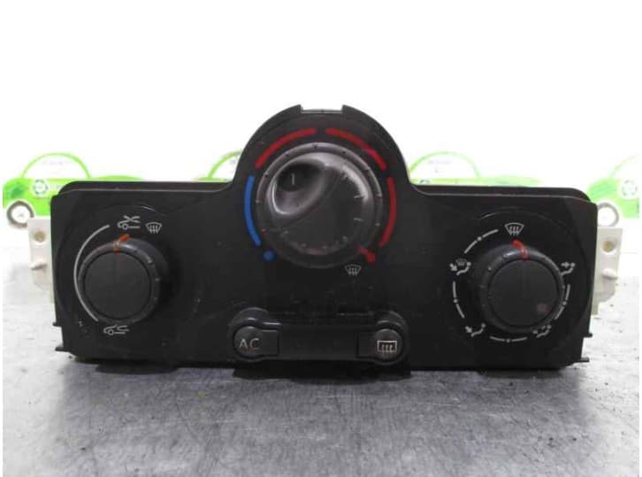 Recambio de mando calefaccion / aire acondicionado para renault grand scénic ii (jm0/1_) 1.6 referencia OEM IAM F6665720 8958000
