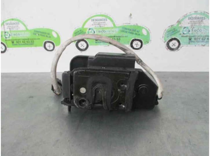 Recambio de cerradura puerta trasera izquierda para hyundai getz (tb) 1.3 i referencia OEM IAM 814811C000 5 PINES 5 PUERTAS