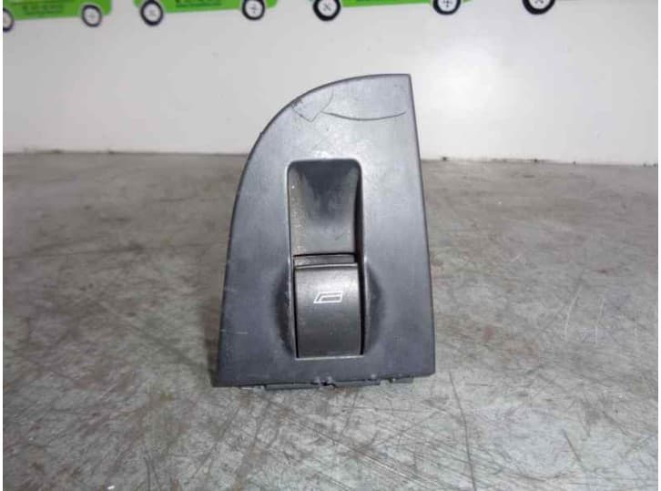 Recambio de mando elevalunas trasero derecho para audi a6 c5 avant (4b5, 4b6) 2.5 tdi quattro referencia OEM IAM 4B0959855
