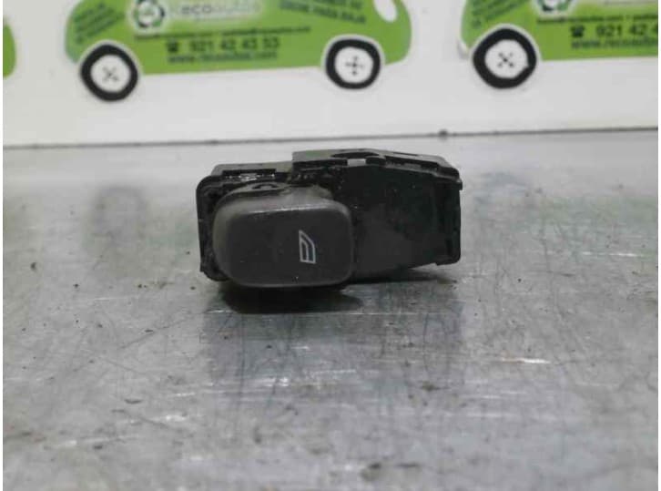 Recambio de mando elevalunas trasero derecho para volvo s60 i (384) d5 referencia OEM IAM 9472275