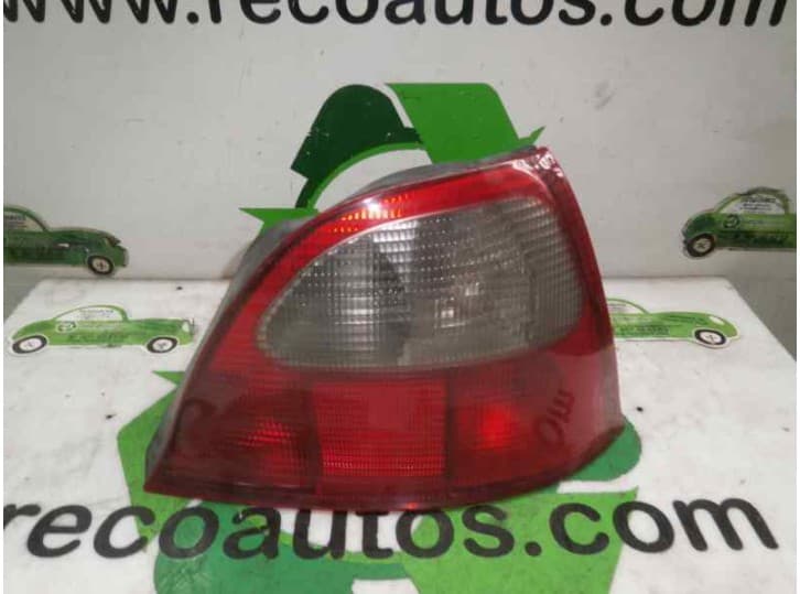 Recambio de piloto trasero derecho para rover 25 i hatchback (rf) 2.0 idt referencia OEM IAM