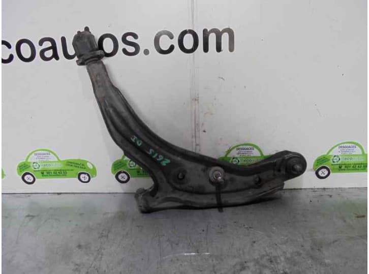 Recambio de brazo suspension inferior delantero izquierdo para nissan micra ii (k11) 1.0 i 16v referencia OEM IAM