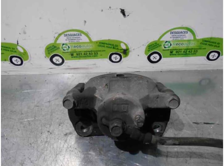 Recambio de pinza freno delantera derecha para toyota yaris (_p1_) 1.0 (scp10_) referencia OEM IAM