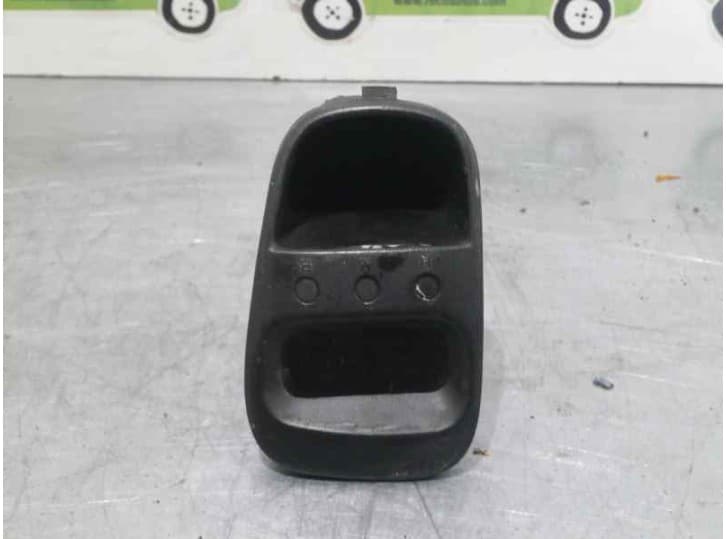 Recambio de reloj para hyundai h-1 / starex autobús (a1) 2.5 crdi referencia OEM IAM 945204A001