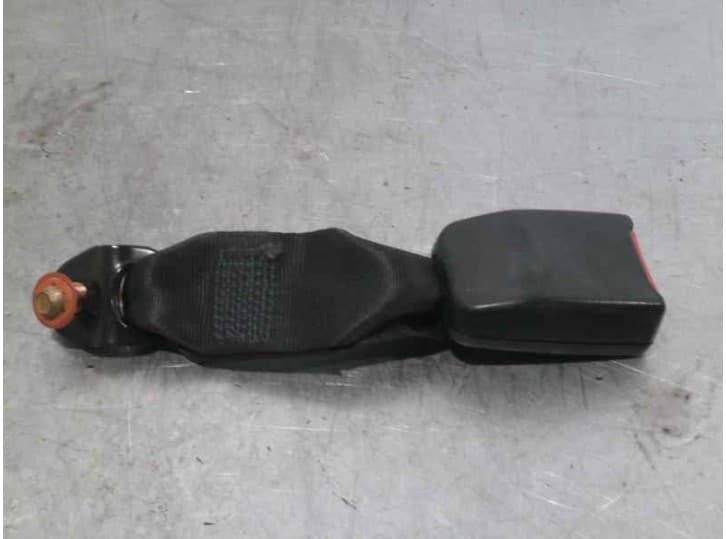 Recambio de enganche cinturon trasero derecho para hyundai xg (xg) 350 referencia OEM IAM 4 PUERTAS