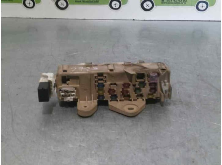 Recambio de caja reles / fusibles para mazda 323 f vi hatchback (bj) 1.6 (bj10m) referencia OEM IAM 1D2401579078
