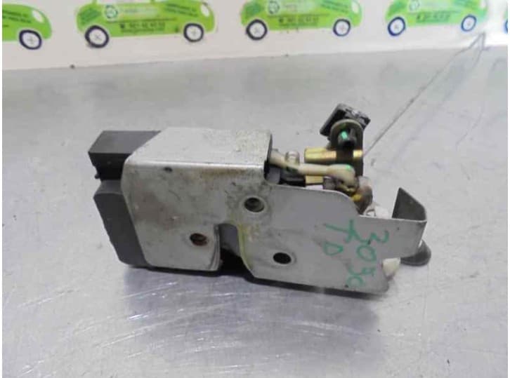 Recambio de cerradura puerta trasera derecha para fiat marea (185_) 1.9 jtd 110 (185axt1a) referencia OEM IAM 4 PINES + 2 PINES