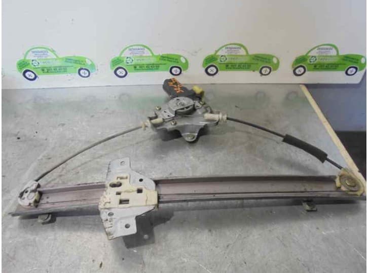 Recambio de elevalunas delantero izquierdo para hyundai getz (tb) 1.3 i referencia OEM IAM 2 PINES 5 PUERTAS