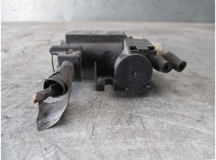 Recambio de electrovalvula vacio para hyundai getz (tb) 1.5 crdi referencia OEM IAM 72190316 PIERBURG