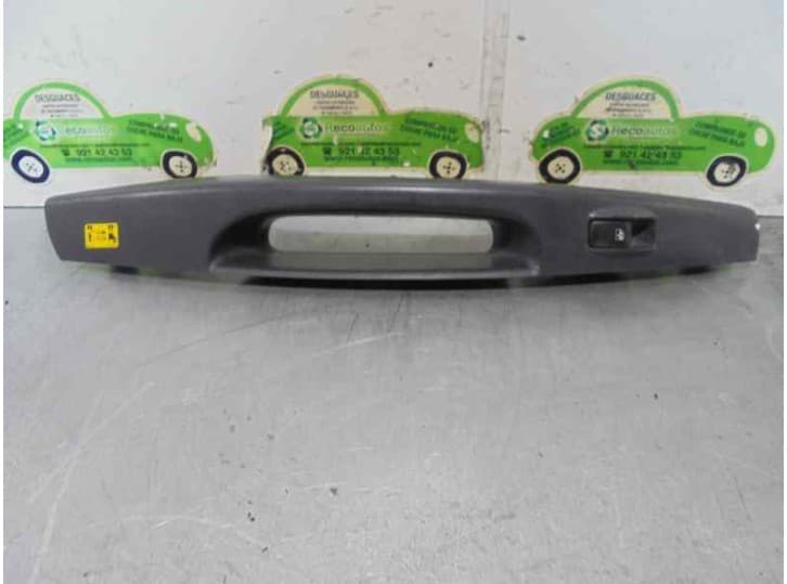 Recambio de mando elevalunas trasero derecho para kia picanto i (sa) 1.1 referencia OEM IAM 621W03620 621W03620