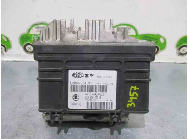 Recambio de centralita motor uce para skoda felicia i station wagon (6u5) 1.6 glx referencia OEM IAM 032906030M 6160028405 MAGNE