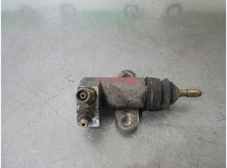 Recambio de bombin embrague para nissan vanette cargo furgoneta (hc 23) 2.3 d referencia OEM IAM