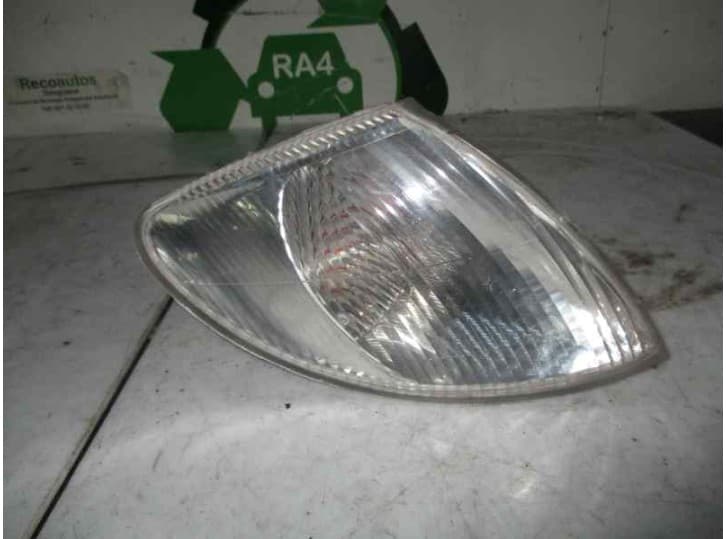 Recambio de piloto delantero derecho para renault megane scenic (ja0/1_) 1.6 i (ja0l) referencia OEM IAM