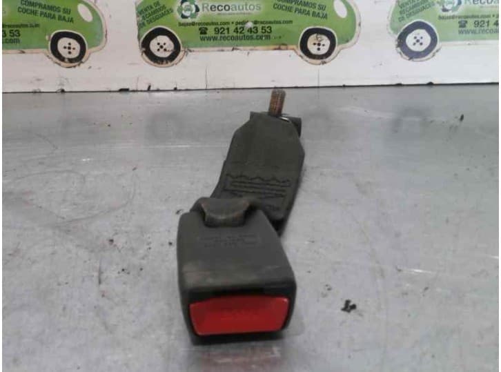 Recambio de enganche cinturon trasero izquierdo para hyundai sonata iv (ef) 2.4 16v referencia OEM IAM 898403C020LK 4 PUERTAS