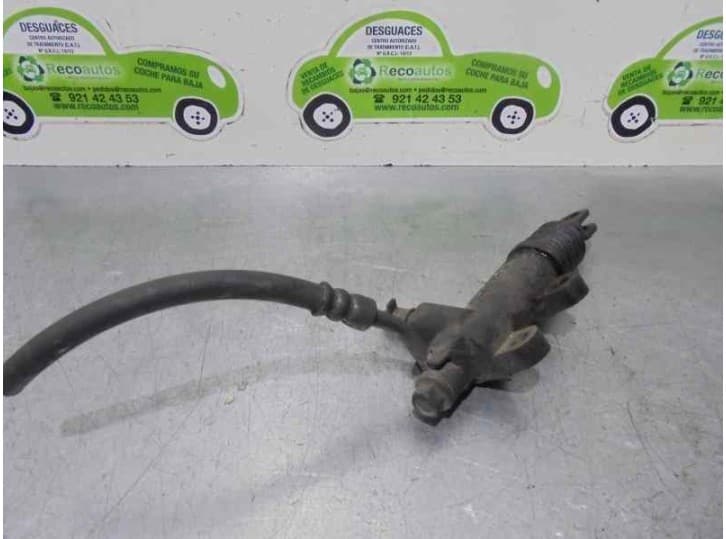 Recambio de bombin embrague para hyundai sonata iv (ef) 2.0 16v referencia OEM IAM 4166038A00