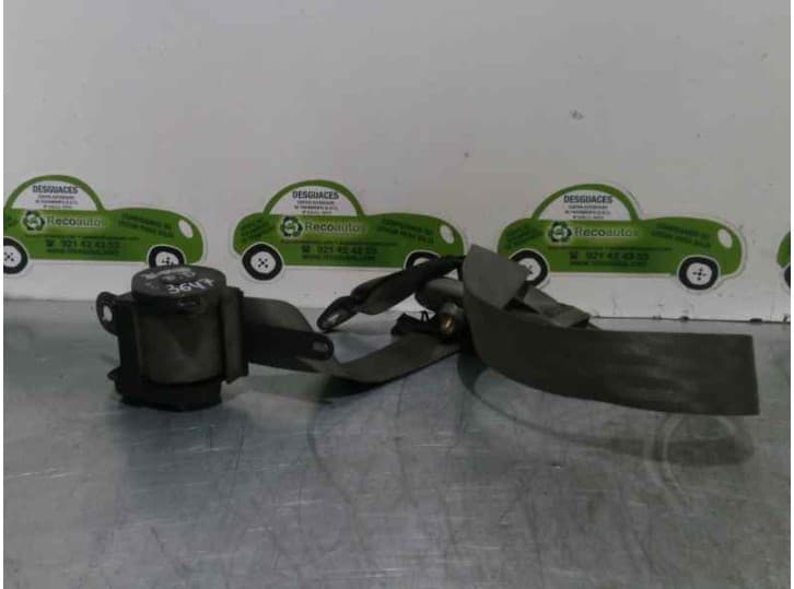 Recambio de cinturon seguridad delantero derecho para kia carnival ii (gq) 2.9 crdi referencia OEM IAM 5 PUERTAS