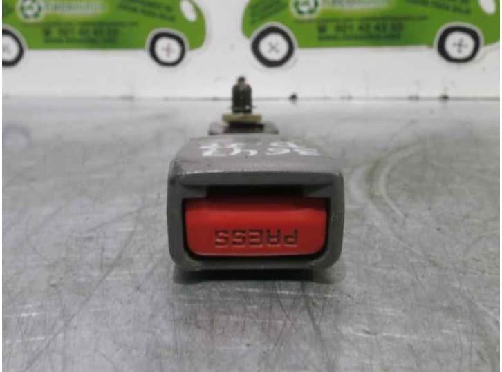 Recambio de enganche cinturon delantero izquierdo para kia carnival ii (gq) 2.9 crdi referencia OEM IAM FBK25 Y3066 5 PUERTAS