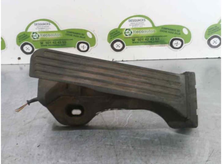 Recambio de potenciometro pedal para seat toledo iii (5p2) 2.0 tdi 16v referencia OEM IAM 1K1721503M 6PV00889000 HELLA
