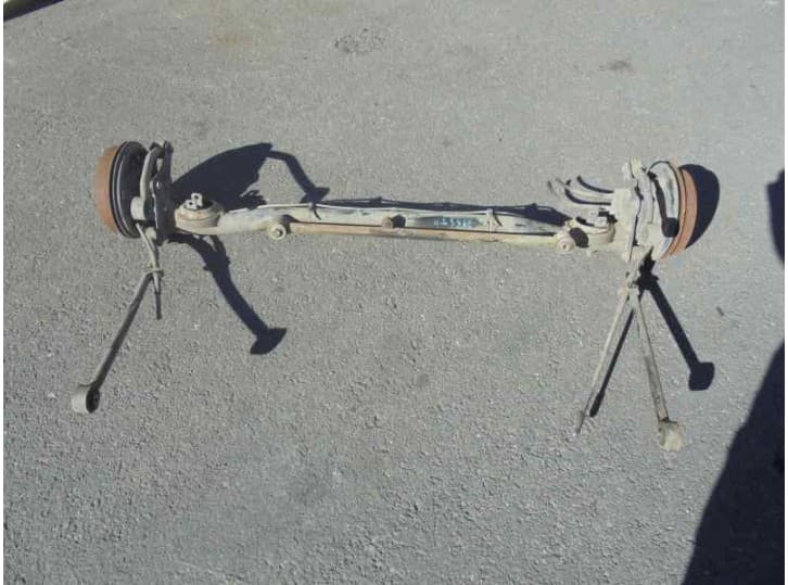 Recambio de puente trasero para alfa romeo 33 (907_) 1.7 i.e. (907.a1a) referencia OEM IAM TAMBOR, 4 TORNILLOS, SIN ABS BURRA 9