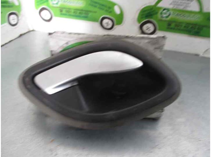 Recambio de maneta interior delantera derecha para renault espace iv (jk0/1_) 2.2 dci (jk0h) referencia OEM IAM CAJA 2