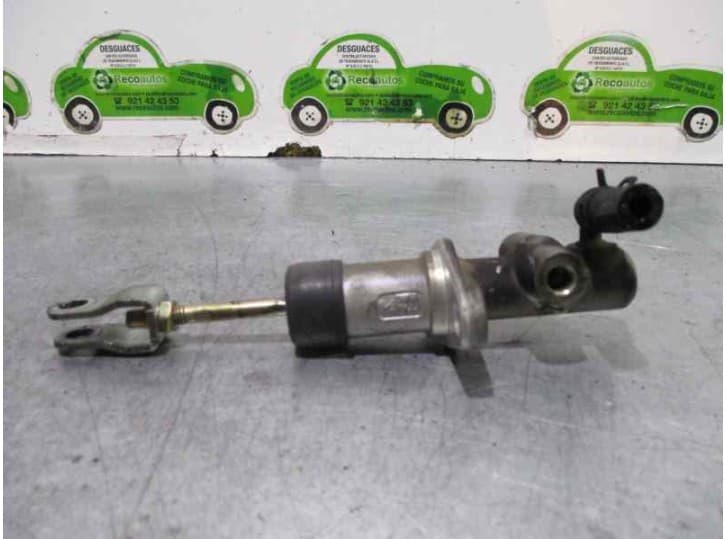Recambio de bomba embrague para daewoo evanda (klal) 2.0 referencia OEM IAM 96184047