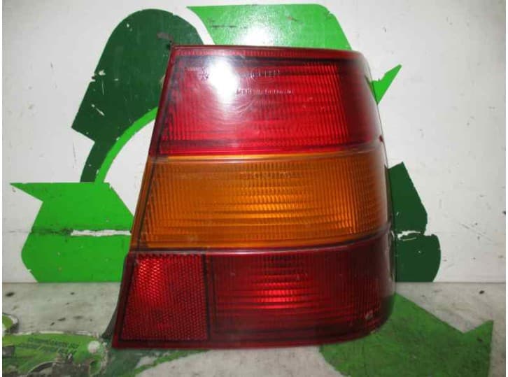 Recambio de piloto trasero derecho para volvo 940 (944) 2.3 referencia OEM IAM