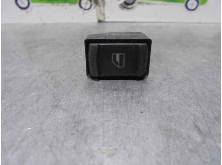 Recambio de mando elevalunas delantero derecho para volkswagen passat b5 (3b2) 1.9 tdi referencia OEM IAM