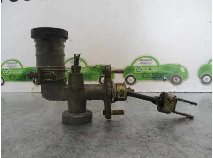 Recambio de bombin embrague para opel monterey b (m98) 3.0 dti (ubs73d, ubs73g) referencia OEM IAM