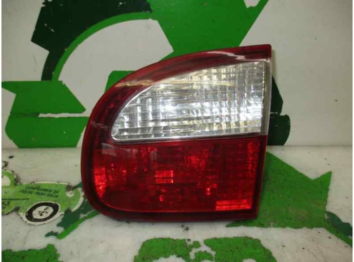 Recambio de piloto trasero porton derecho para daewoo lanos (klat) 1.5 referencia OEM IAM PORTON 3 PUERTAS