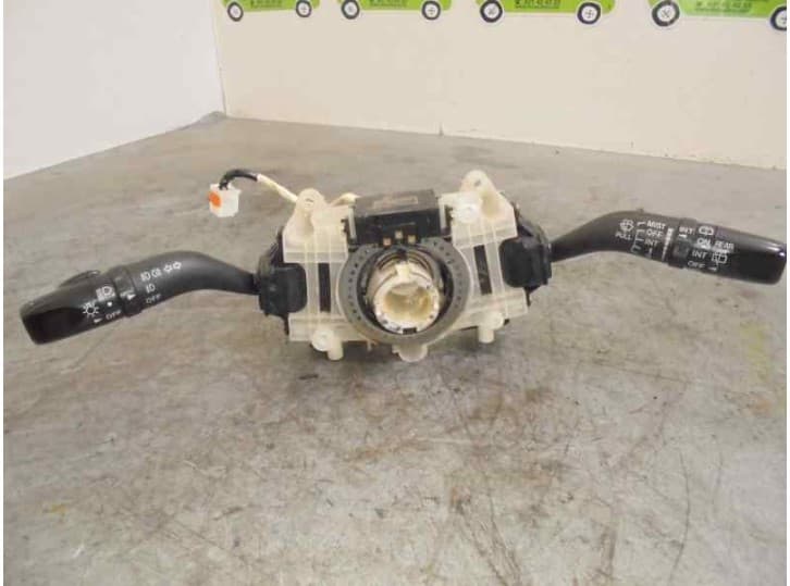 Recambio de mando luces para mazda 6 station wagon (gy) 2.0 di (gy19) referencia OEM IAM GJ5M 17D318