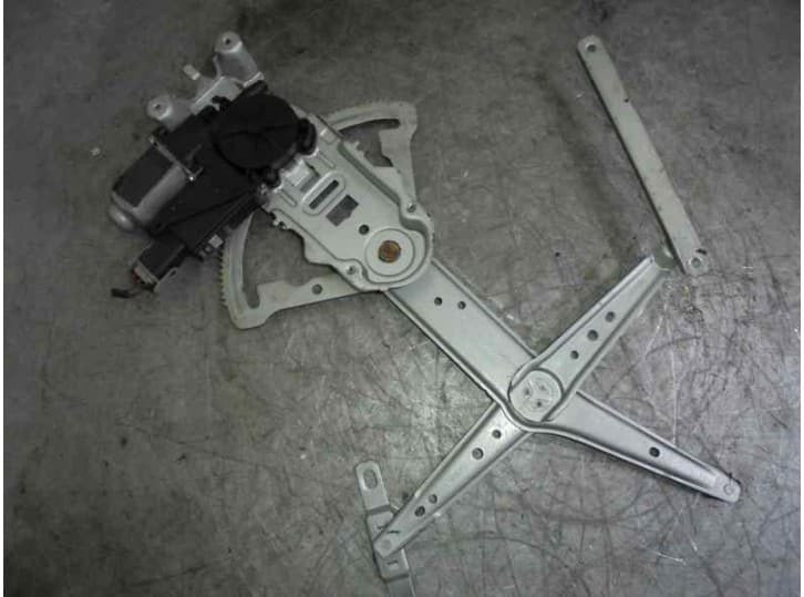 Recambio de elevalunas trasero derecho para opel corsa c (x01) 1.3 cdti (f08, f68) referencia OEM IAM 13173074 6 PINES 3 PUERTAS