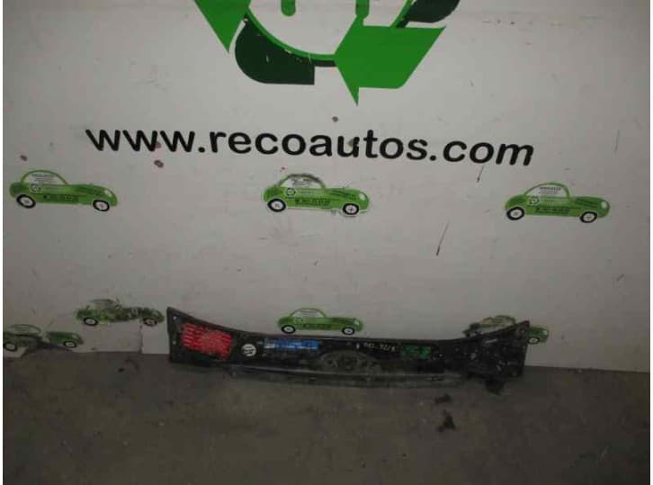 Recambio de panel frontal para peugeot 309 i (10c, 10a) 1.3 referencia OEM IAM PARTE SUPERIOR