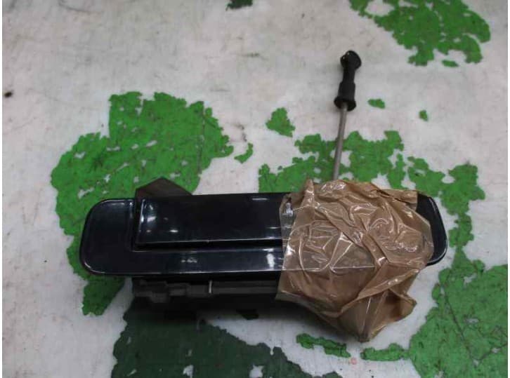 Recambio de maneta exterior delantera derecha para audi 100 c4 sedán (4a2) 2.6 referencia OEM IAM CAJA 3
