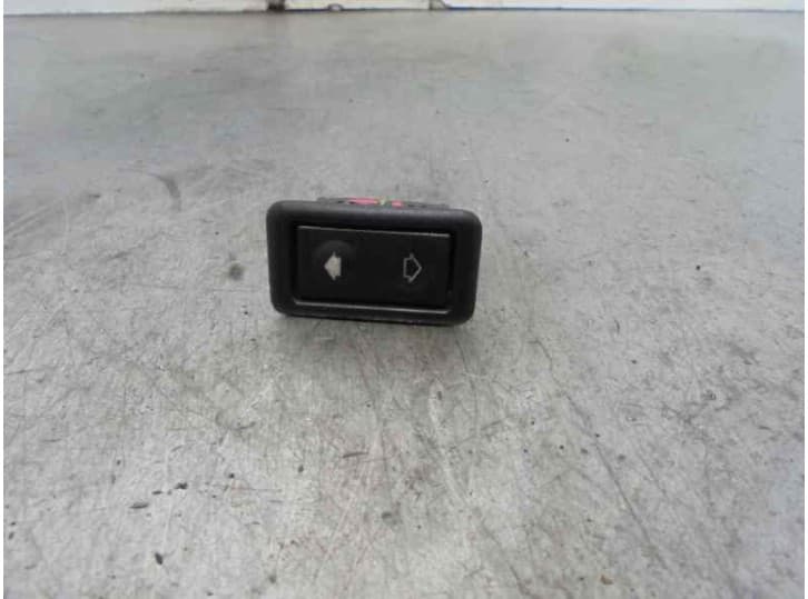 Recambio de mando elevalunas trasero izquierdo para bmw 3 touring (e36) 318 i referencia OEM IAM 61311387388