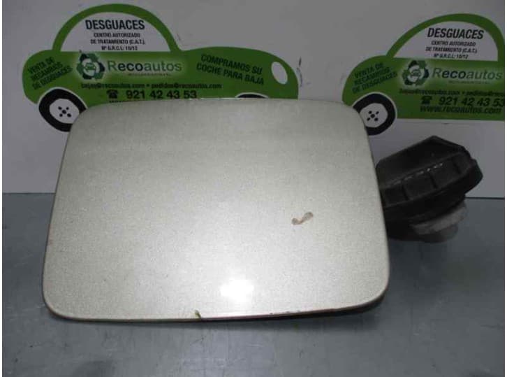 Recambio de tapa exterior combustible para kia sorento i (jc) 2.5 crdi referencia OEM IAM 695113E000 MARRON