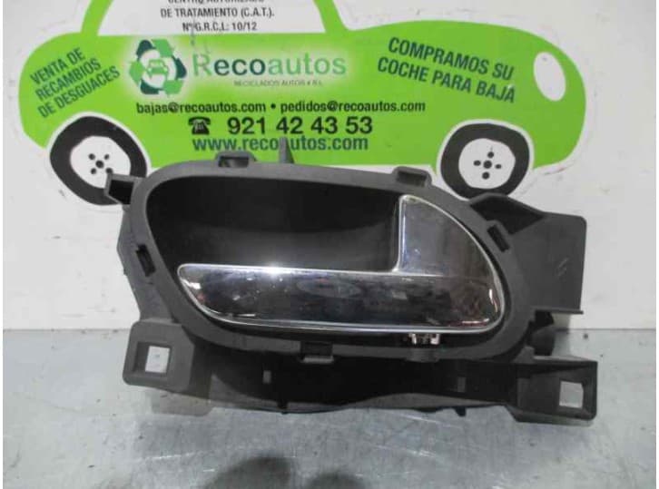 Recambio de maneta interior delantera derecha para peugeot 407 (6d_) 2.0 hdi 135 (6drhrh, 6drhre, 6drhrg, 6drhrj) referencia OEM