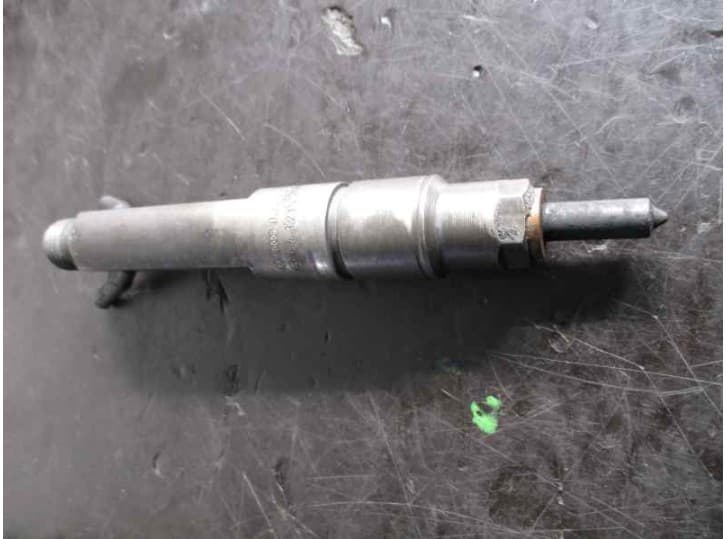 Recambio de inyector para seat toledo ii (1m2) 1.9 tdi referencia OEM IAM 038130202A 0432193595 BOSCH