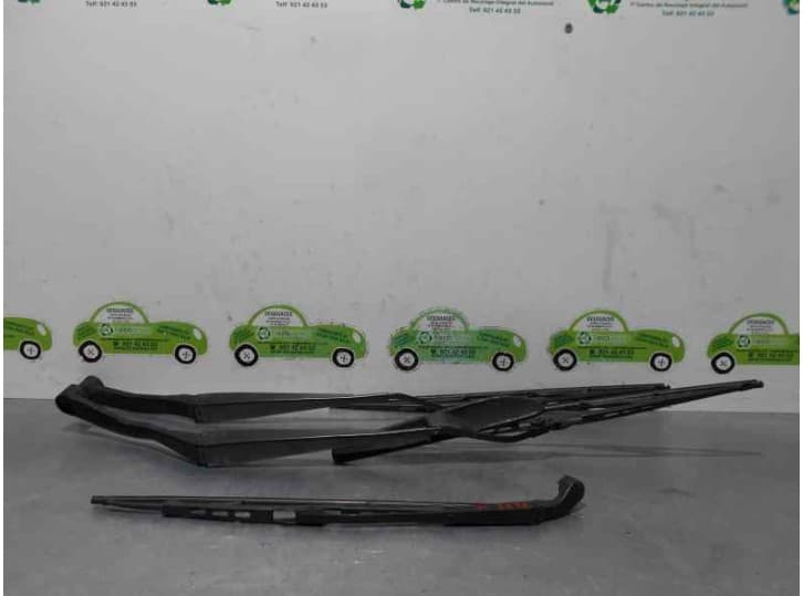 Recambio de brazo limpia delantero derecho para subaru legacy iii station wagon (bh) 2.0 awd (bh5) referencia OEM IAM