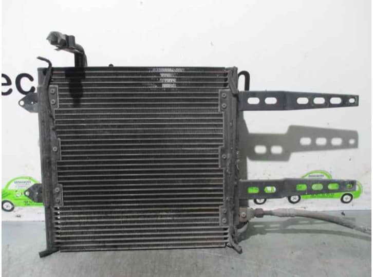 Recambio de condensador / radiador aire acondicionado para volkswagen polo iii (6n1) 75 1.6 referencia OEM IAM 6N0820413A SHOWA