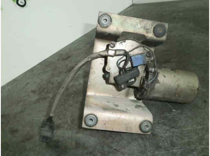 Recambio de motor limpia trasero para tata gran telcosport 4x4 2.0 referencia OEM IAM 26071167 5SW60 LUCAS