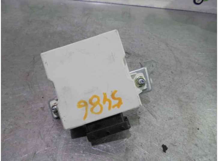 Recambio de centralita check control para toyota avensis sedán (_t25_) 2.0 d-4d (cdt250_) referencia OEM IAM 150696 150696 SWF