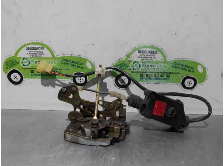 Recambio de cerradura puerta trasera derecha para kia pride station wagon 1.3 referencia OEM IAM KK15372310C 2 PINES 5 PUERTAS