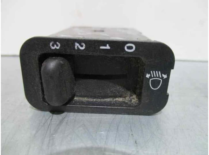 Recambio de botones salpicadero para honda civic vi hatchback (ej, ek) 1.4 i s (ej9) referencia OEM IAM 1454713