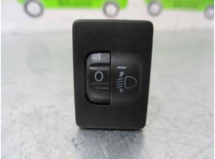 Recambio de mando luces salpicadero para toyota corolla sedán (_e15_) 1.4 d-4d (nde150) referencia OEM IAM 134159