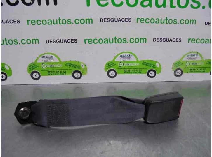 Recambio de enganche cinturon trasero izquierdo para hyundai santamo 2.0 16v 4x4 referencia OEM IAM 5 PUERTAS