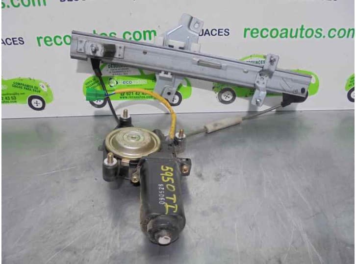 Recambio de elevalunas trasero izquierdo para kia clarus (k9a) 1.8 i 16v referencia OEM IAM 090528 2 PINES 4 PUERTAS.
