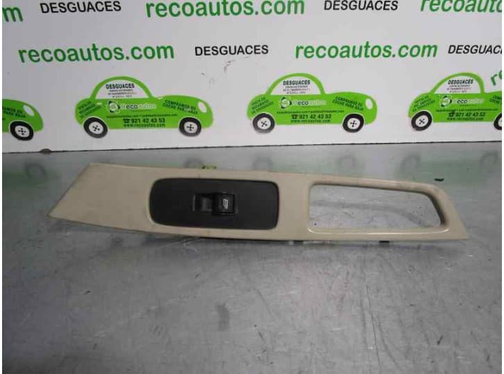 Recambio de mando elevalunas delantero derecho para volvo xc60 i suv (156) d5 awd referencia OEM IAM 30773977